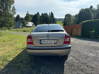 Škoda Octavia Tour 1,6 benzín, 75kW, rok:2004 + zimné pneu. - 4