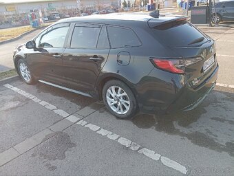 Toyota Corolla combi hybrid - 4