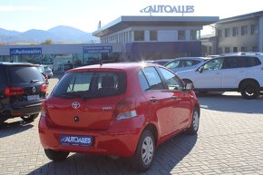 Toyota Yaris 1,0 VVT - i 51 kW COOL 29 000KM -REZERVOVANÉ- - 4