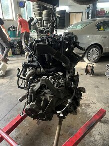 Motor+prevodovka kompletný 1.8tdci - 4