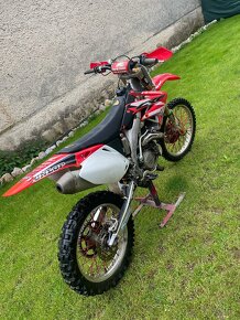 Honda CRF450 - 4