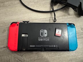 Nintendo Switch + NFS hra - 4