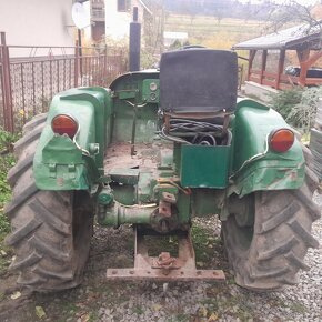 Traktor skoda 30 - 4