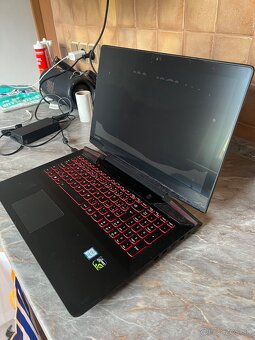 Lenovo y700 - 4