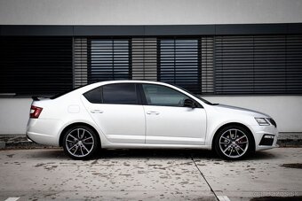 Škoda Octavia 2.0 TDI CR DPF RS DSG - 4