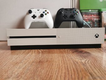 Xbox One S 1TB - 4