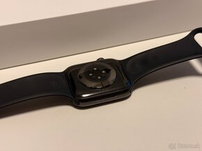 Apple Watch Series 6 (44 mm) - 4