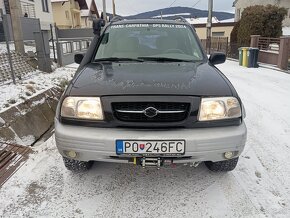 Suzuki Grand Vitara 2.5 v6 - 4