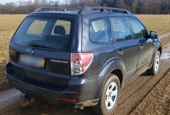 Subaru Forester SH 110kw benzín 4x4 manuál KROUPY - 4