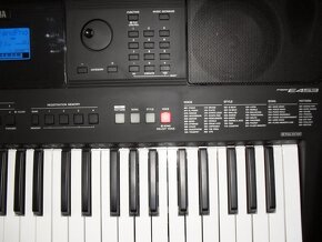 Yamaha PSR E453 - 4