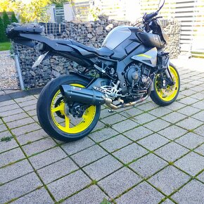 Yamaha MT-10 - 4