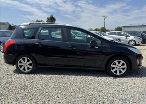 Peugeot 308 1,6 SW 16V 7MÍST,PANORAMA benzín manuál 88 kw - 4