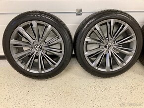 Predám letnú sadu org VW 5x112 8J ET44 235/45 R18 - 4