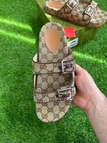 Skvelý vianočný darček Gucci šľapky - 4