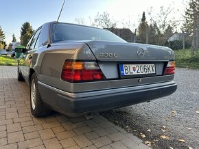 Mercedes-Benz W124 230E - 4