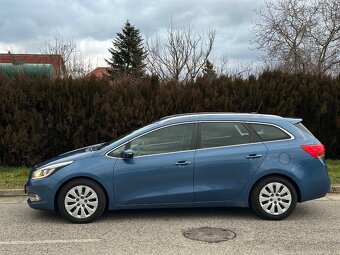 Kia Ceed SW 1,6 CRDI 94kw Platinum - 4