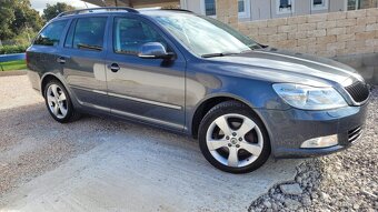 Škoda Octavia II facelift 86000kmDSG,Xenon - 4