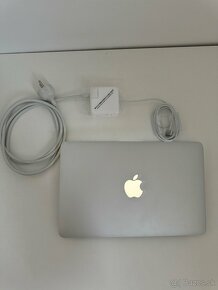 MacBook Air 11-inch, Mid 2012 - 4