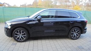 VOLKSWAGEN TOUAREG 4x4 "R-LINE" 3.0TDi 170KW V6 AT-8  M2020 - 4