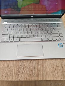 HP Pavilion Burgundy - 4