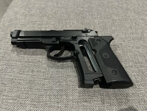 Predam Co2 rucnu zbran Beretta Elite II - 4