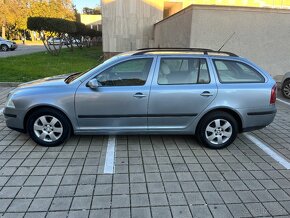 Škoda Octavia Combi 2.0 TDI Elegance - 4