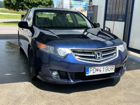 Honda accord 8 - 4