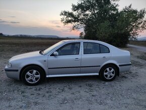 Škoda octavia 1.9 tdi , 81 kW Elegance - 4