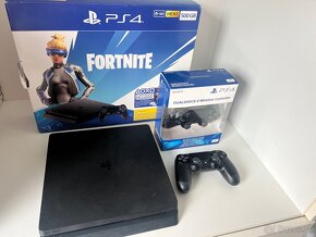 Playstation 4 slim 1TB - 4