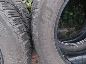 MICHELIN 205/55R16 - 4