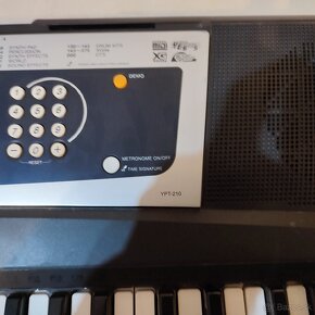 Yamaha YPT-210 - 4