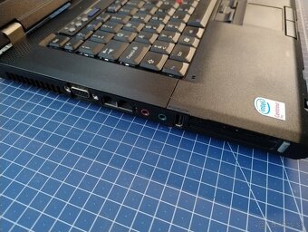 Thinkpad T61p - rezervované - 4