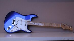 Fender American Standard Stratocaster 2013 - Mystic Blue - 4