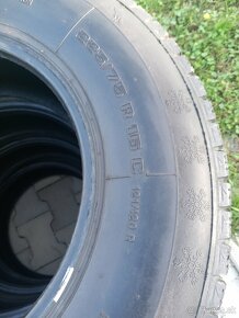 Zimne pneu.225/75r16C - 4