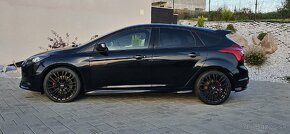 Ford Focus 2.0 ST - 4