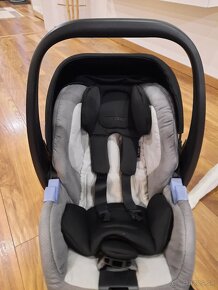 Autosedačka Recaro Privia 0-13kg a zimný fusak Recaro - 4