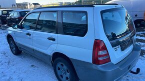 SUBARU FORESTER 2.0i AWD - 4