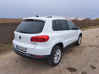 Volkswagen Tiguan 4motion DSG - 4