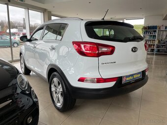 Kia SPORTAGE 1.6 Benzín GDI - 4