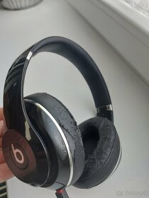 Beats by Dr. Dre Studio Wireless - 4