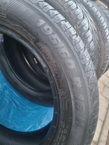 195/60R16 Semperit - 4