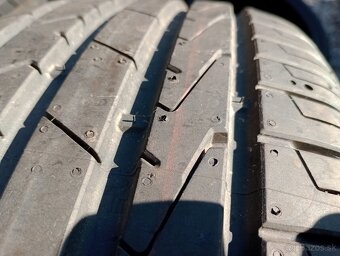 Predam 4ks pneu 195/45/r16 letne 84H Hankook - 4