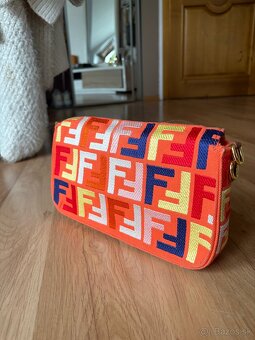 Fendi handbag - 4