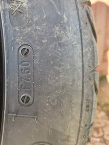 Letné pneumatiky 235/45 R17 - 4