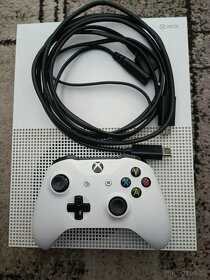 Predám Xbox One S 1TB - 4