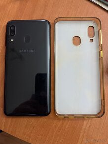 Samsung Galaxy A20e - 4