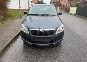 Škoda Fabia II 1,2i , serviska , 1 Majitel benzín manuál - 4