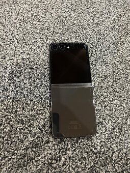 Samsung Z Flip 5 256 GB - 4