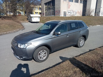 Mitsubishi Outlander 2,2 DiD, 4x4 - 4