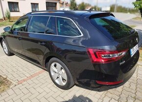 Škoda Superb 1,5 TSI DSG CANTON benzín automat 110 kw - 4